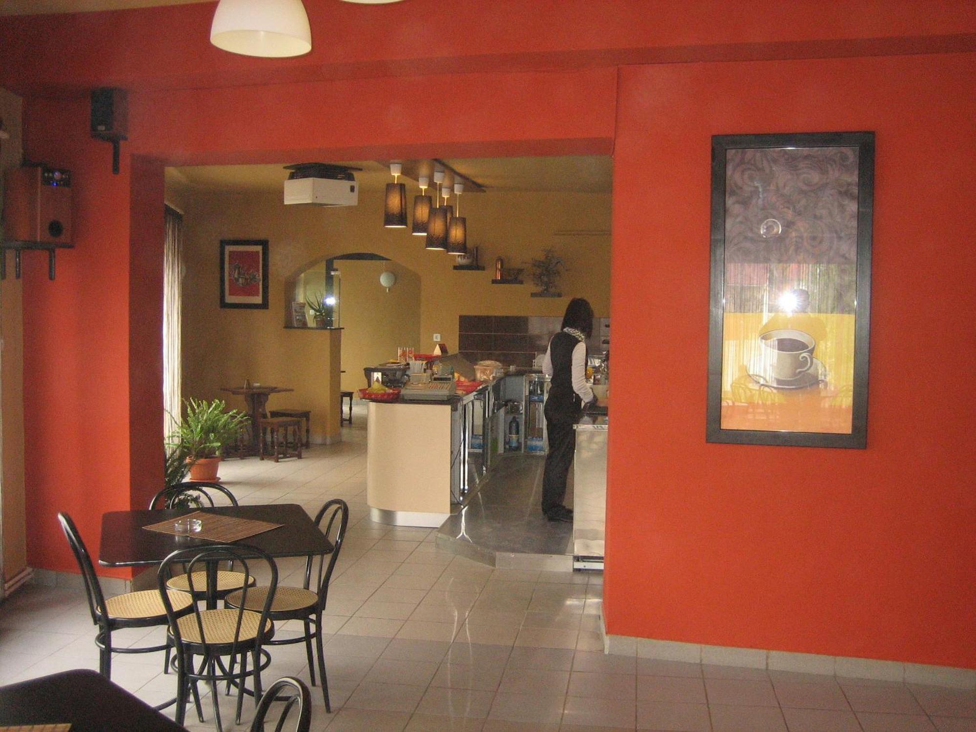 Lázár Pension&Restaurant Gyergyószentmiklós Kültér fotó