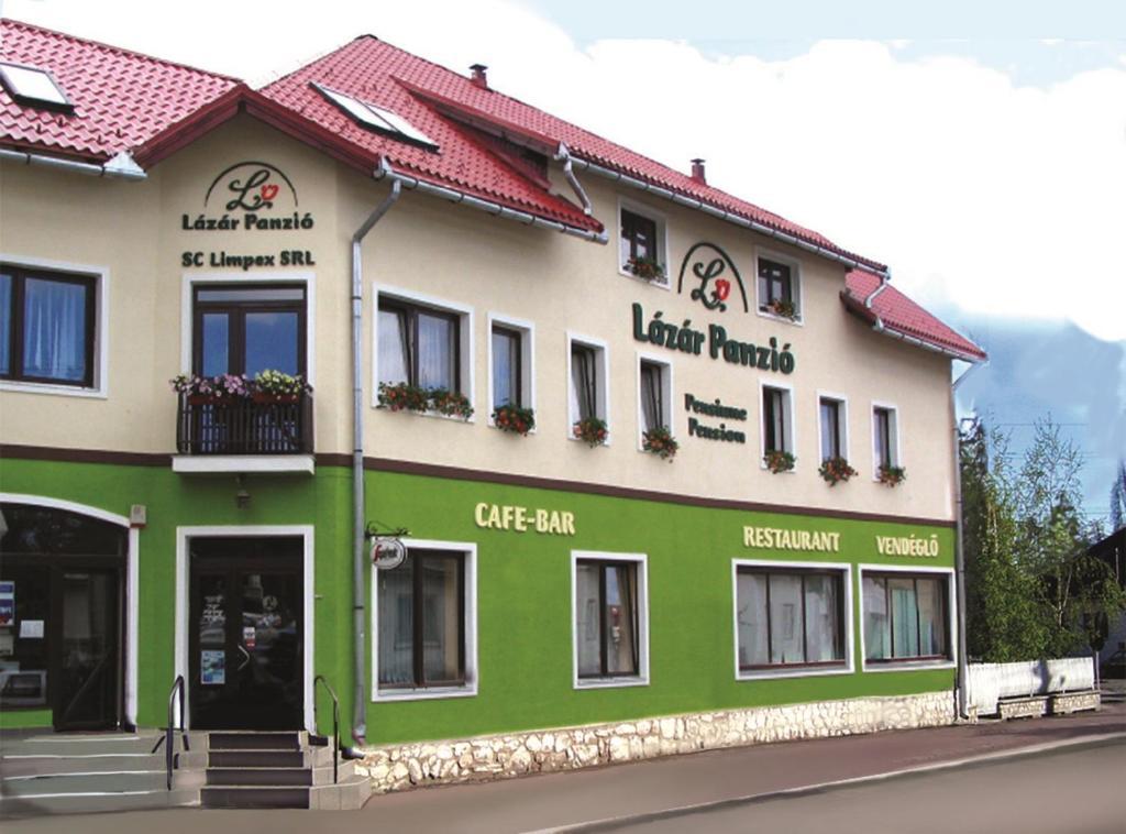 Lázár Pension&Restaurant Gyergyószentmiklós Kültér fotó